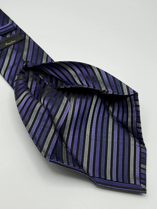 Tie Belmonte