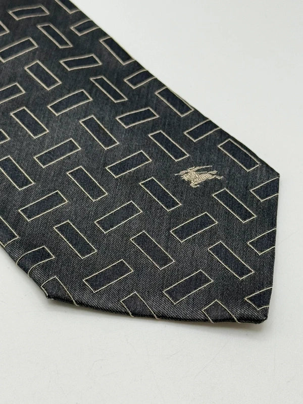Tie Burberrys’