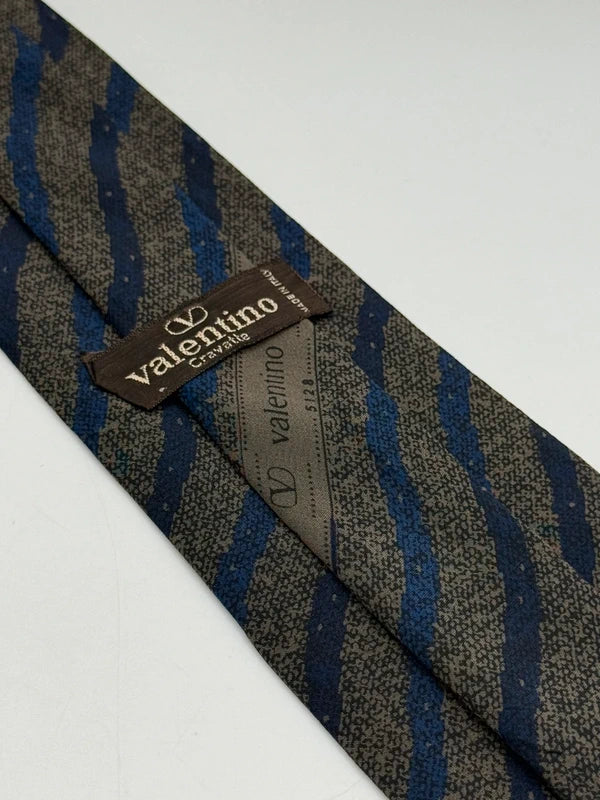 Tie Valentino