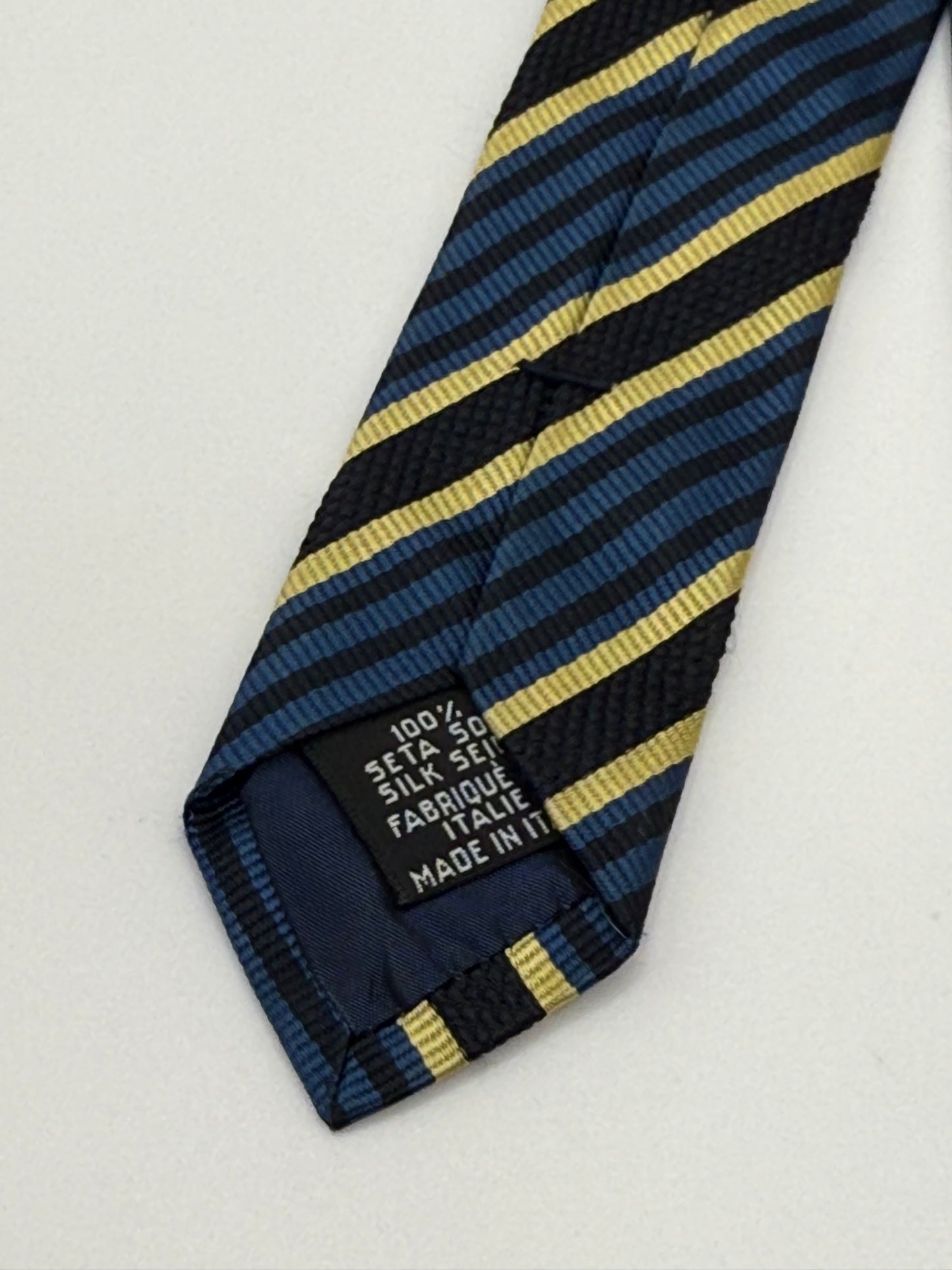 Dark blue silk tie whit stripes