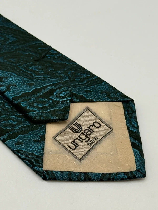 Tie Ungaro