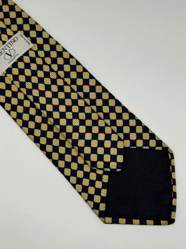 Tie Valentino
