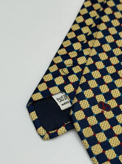 Tie Valentino