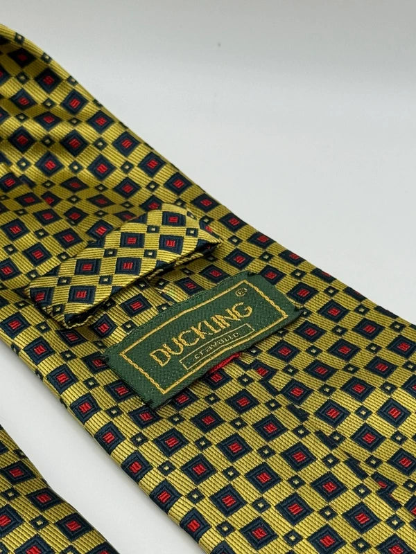 Tie Duckling