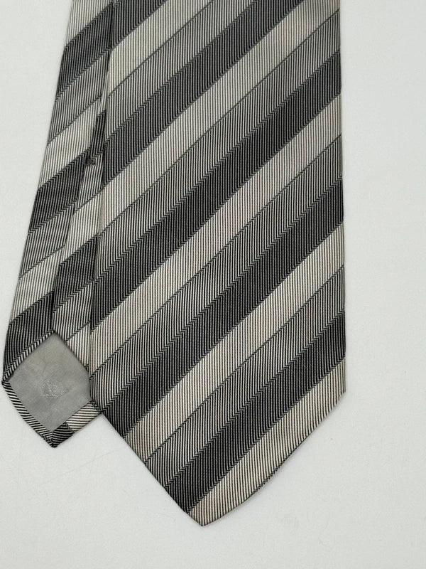 Tie Valentino