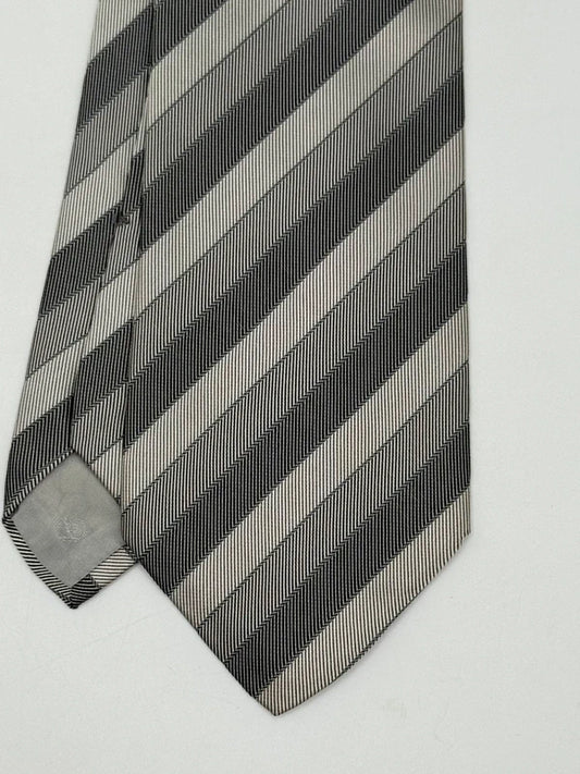 Tie Valentino