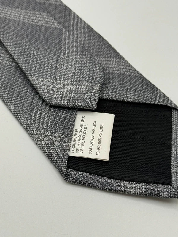 Tie Calvin Klein