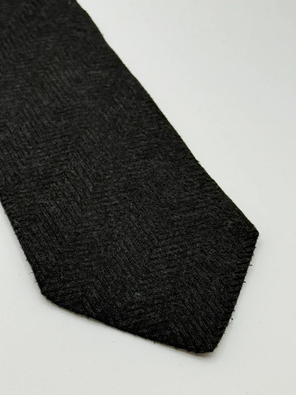 Tie Hubert