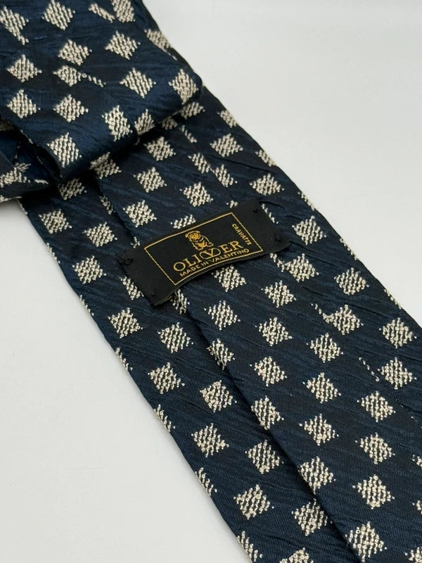 Tie Oliver by Valentino
