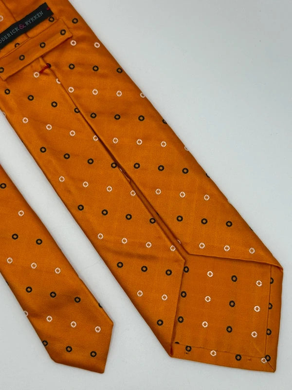 Tie Broderick & Rykken