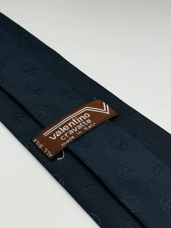 Tie Valentino