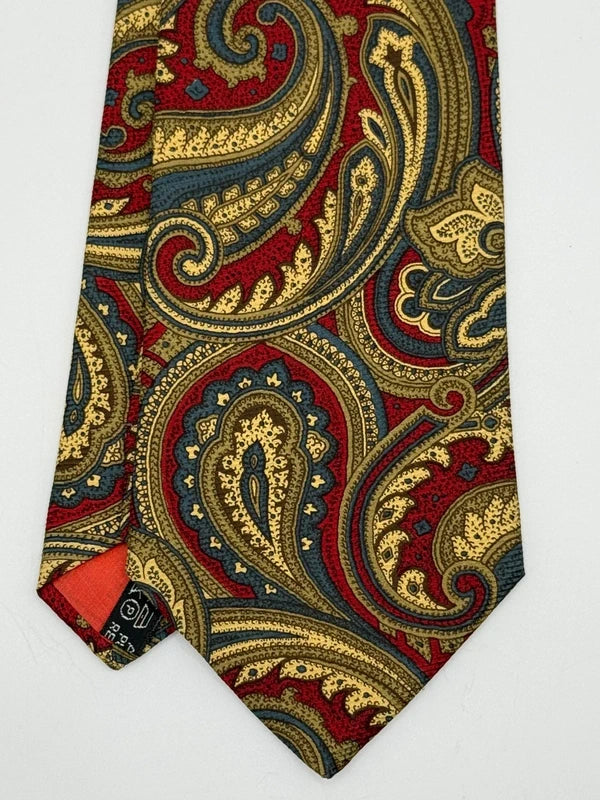 Tie Daks