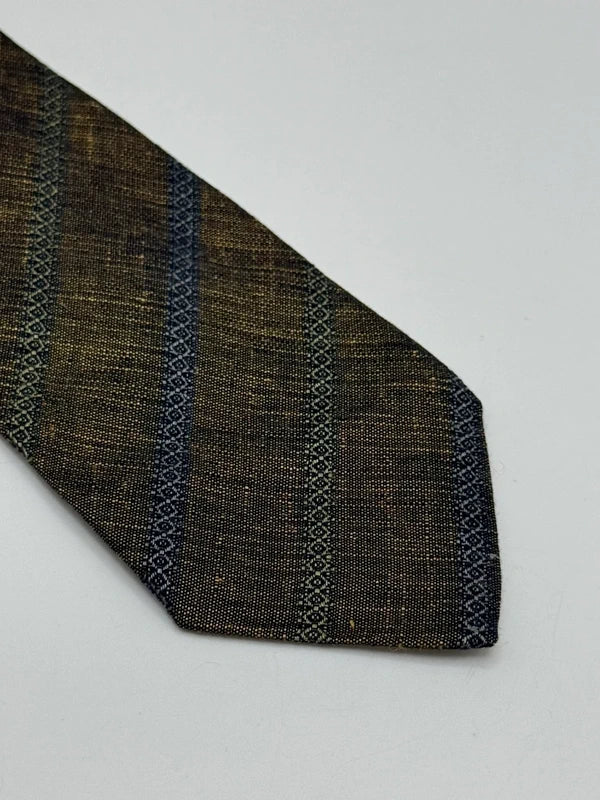 Tie Guy Laroche