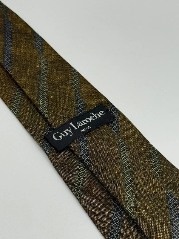 Tie Guy Laroche