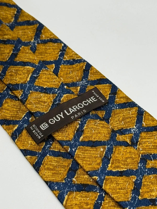 Tie Guy Laroche