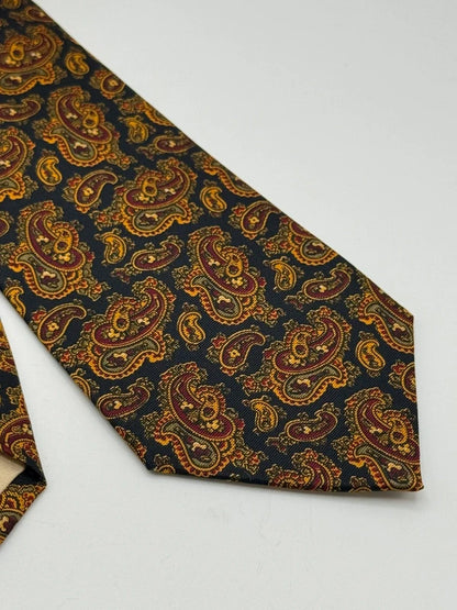 Tie Holliday & Brown