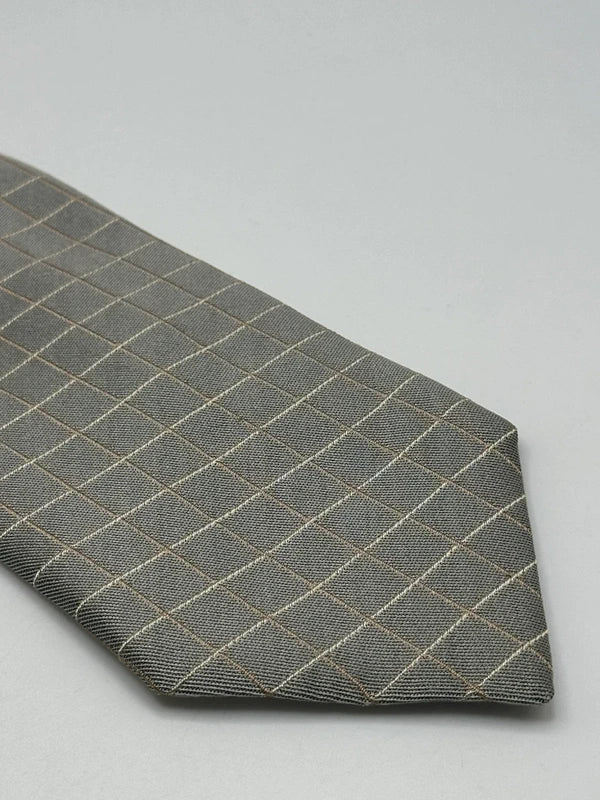 Tie Church’s