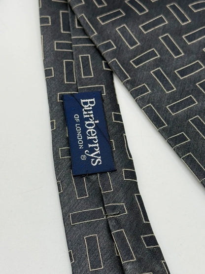 Tie Burberrys’
