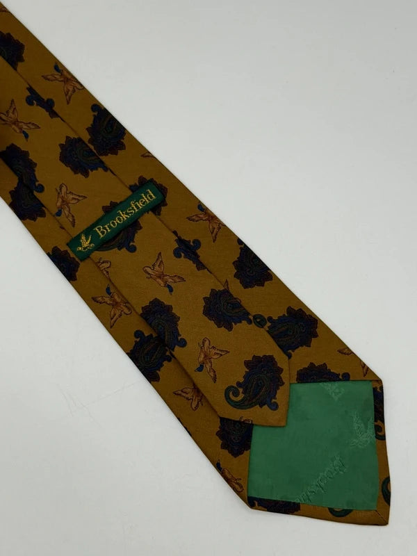 Tie Brooksfield