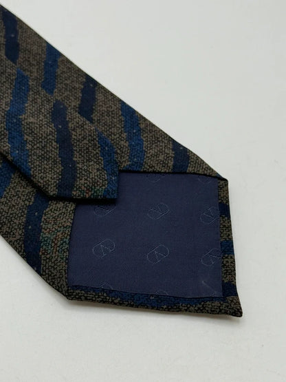 Tie Valentino