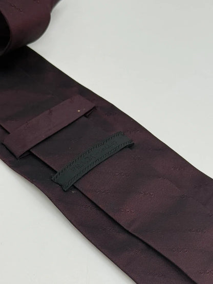 Tie Prada