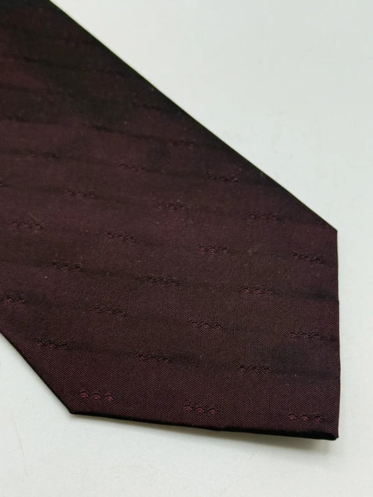 Tie Prada