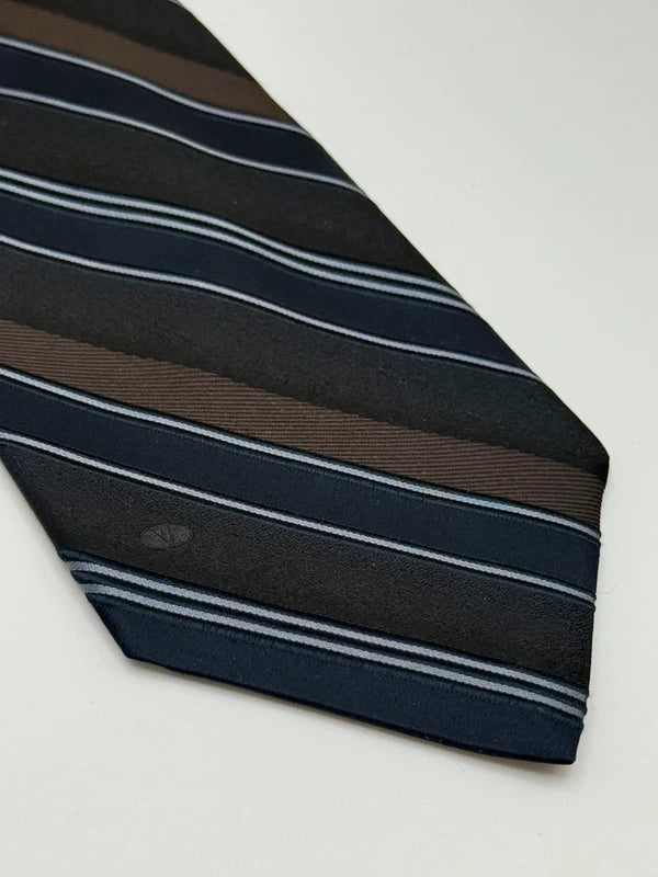 Tie Valentino