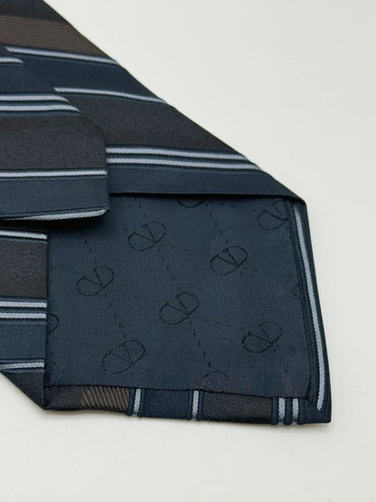 Tie Valentino