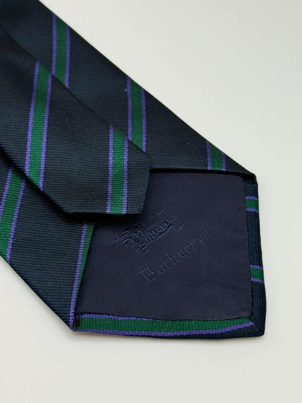 Tie Burberrys’