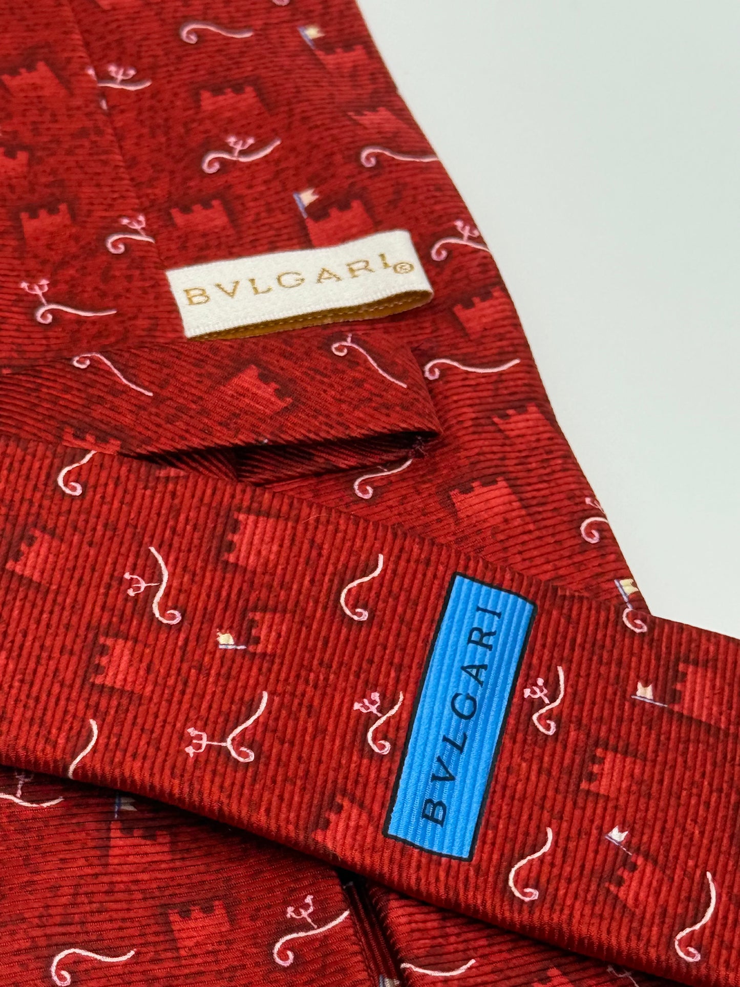 Burgundy twill silk designed tie
