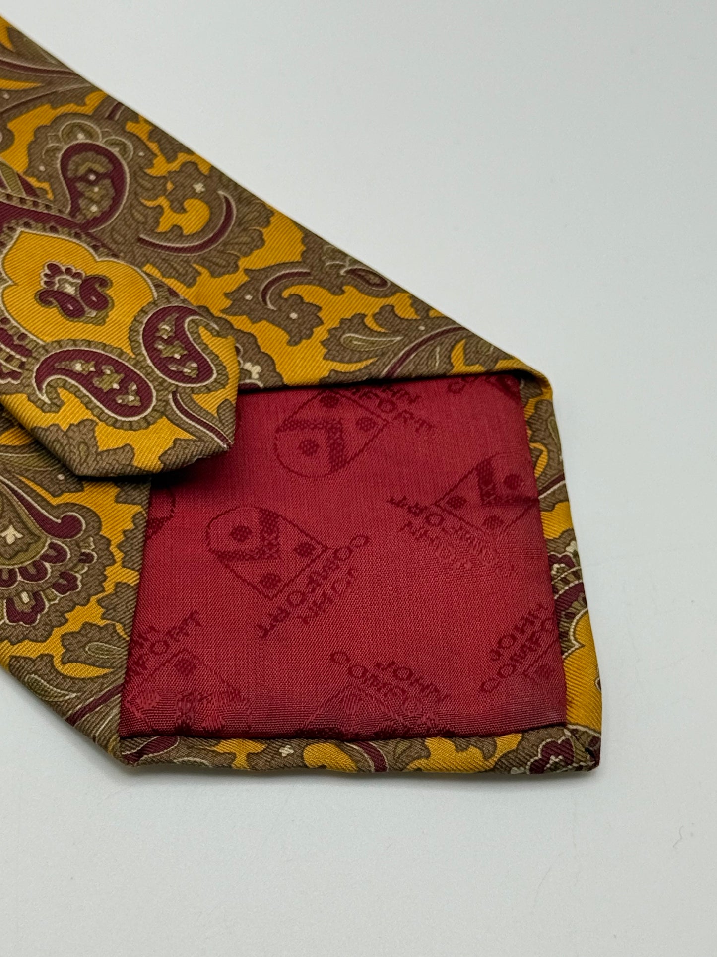 Cashmere pattern England silk tie