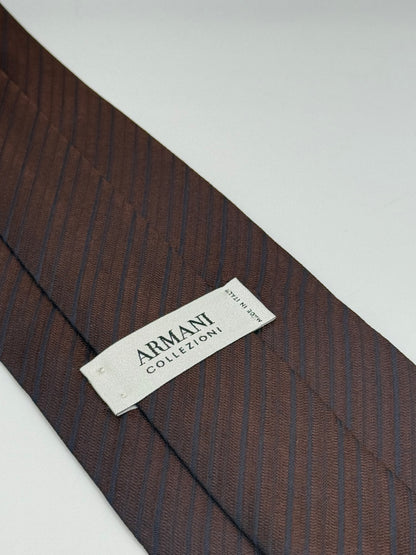 Brown jacquard silk tie