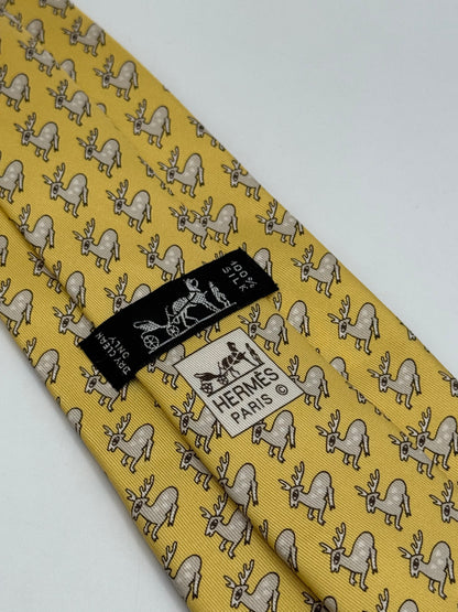 Yellow twill silk tie whit small deer pattern