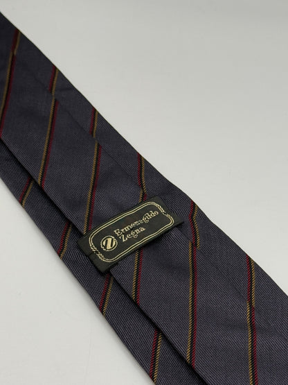 Grey silk tie