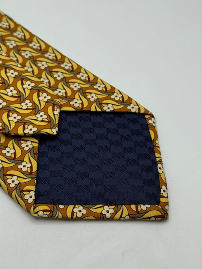 Twill silk tie whit small flower pattern