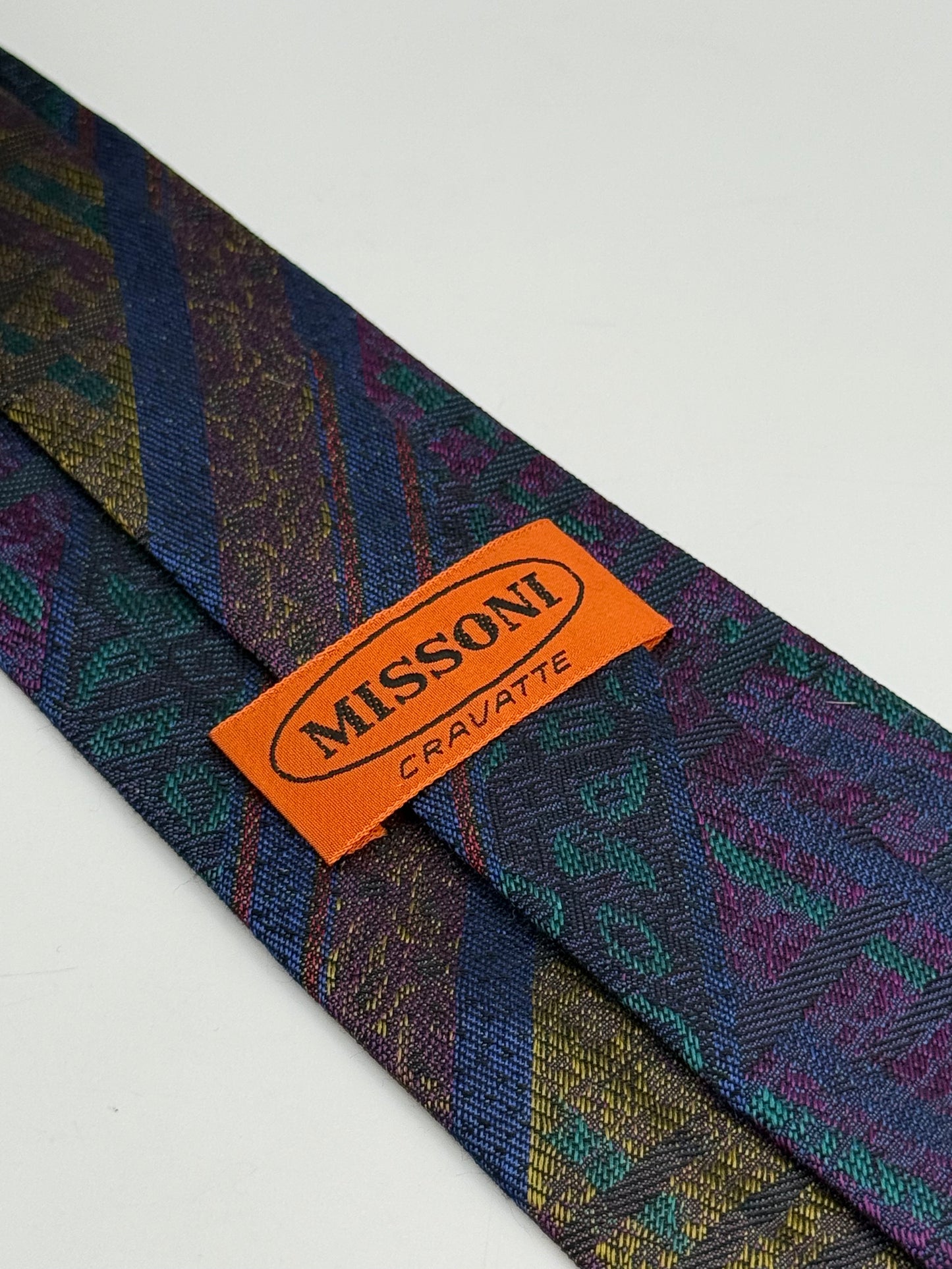 Multicolor silk tie