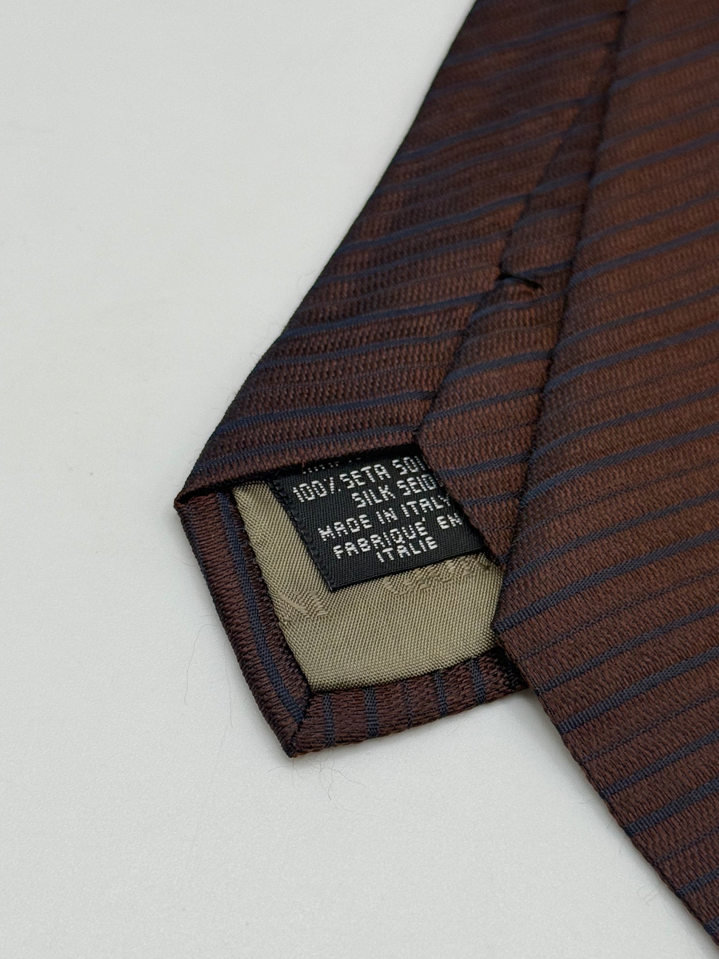 Brown jacquard silk tie